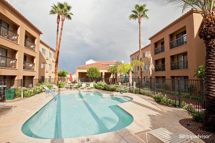 Courtyard by Marriott Tucson Williams Centre Pool: Pictures & Reviews ...