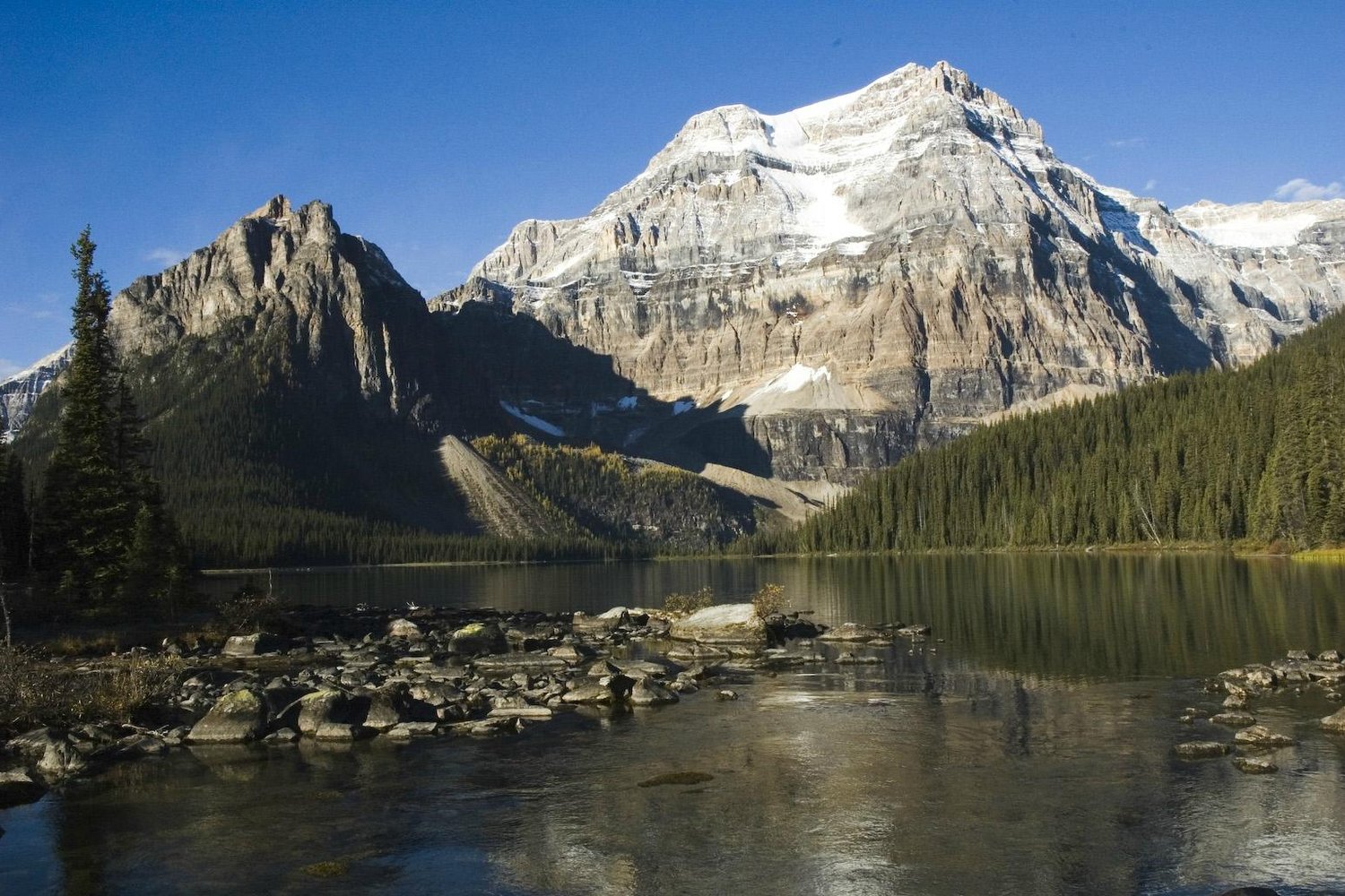 Shadow Lake Lodge by null