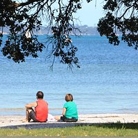 Snells Beach picnic