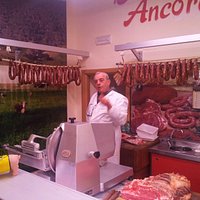La Scottona sul banco