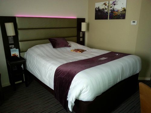 PREMIER INN BASILDON (FESTIVAL PARK) HOTEL - Updated 2024 Prices ...