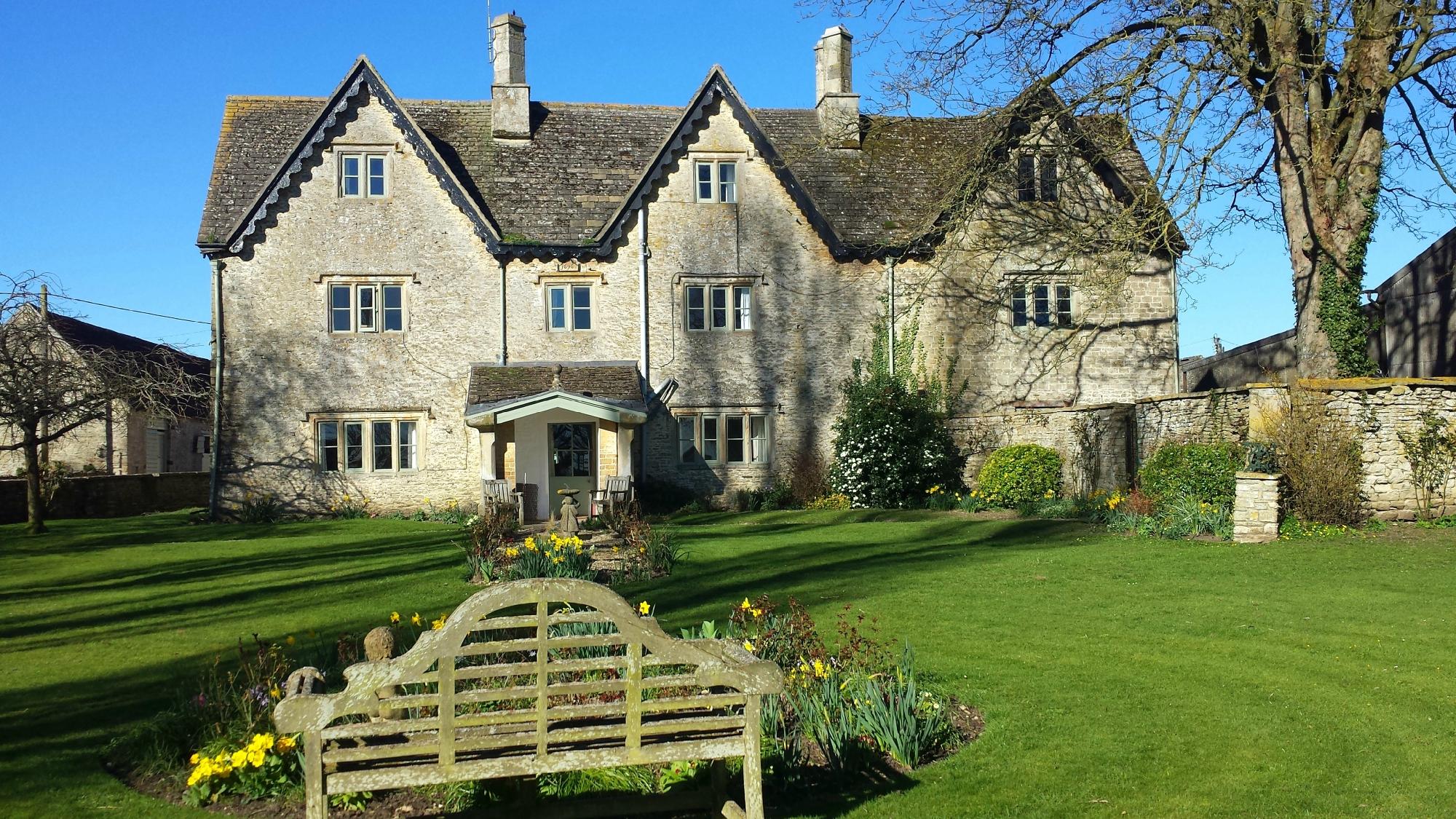 THE MANOR FARM - Updated 2020 Prices & B&B Reviews (Chippenham ...