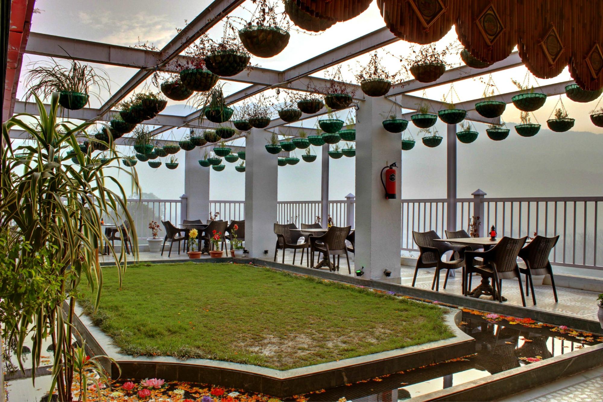 Hotel photo 10 of EllBee Ganga View.