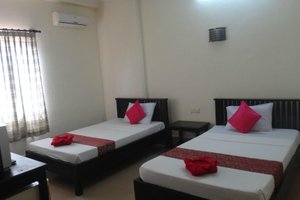 Room & Suite
