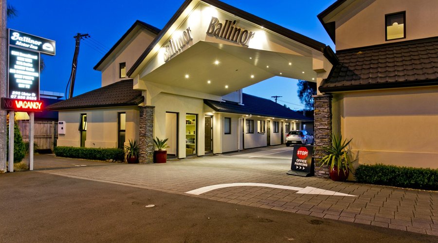 Front of Motel entrance night  time