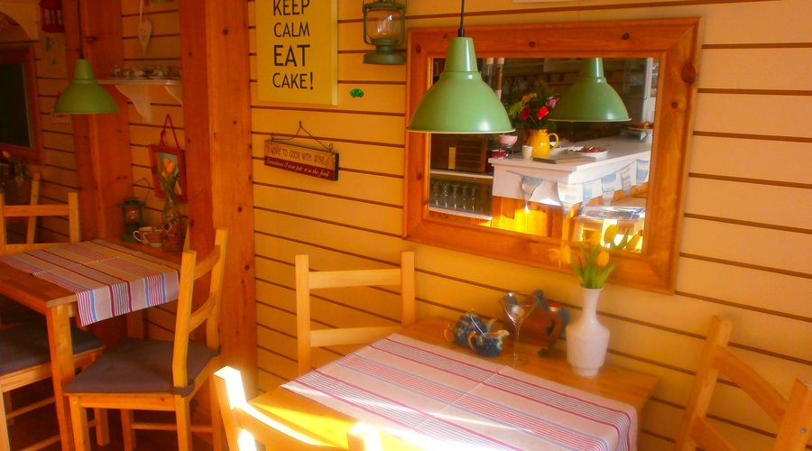 Canapes & Deli Shop