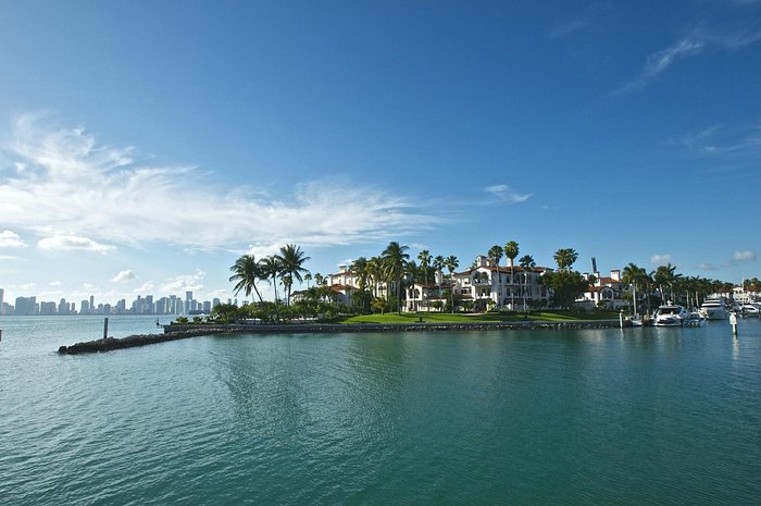 PROVIDENT LUXURY SUITES FISHER ISLAND - Prices & Hotel Reviews (Miami Beach, FL) PROVIDENT LUXURY SUITES FISHER ISLAND - Prices & Hotel Reviews (Miami Beach, FL)