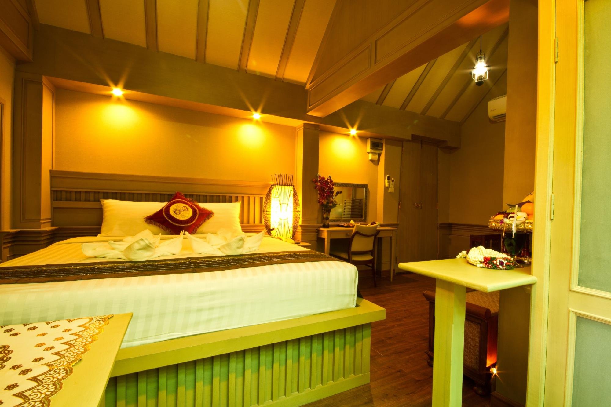 Khum Jao Luang Boutique by null
