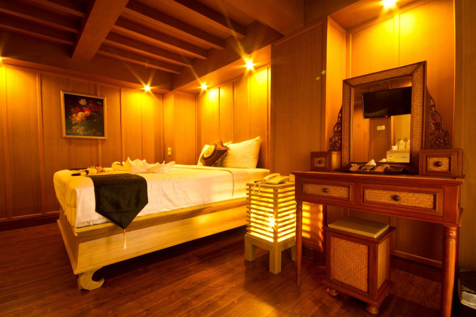 Khum Jao Luang Boutique by null