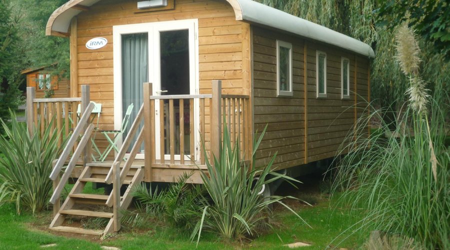 la roulotte tout confort du camping la joletière