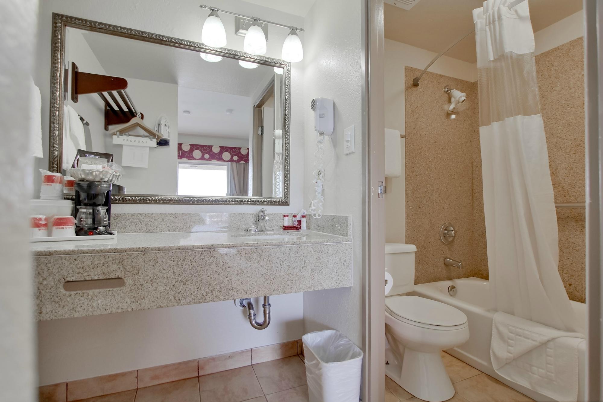 Hotel photo 1 of Ramada by Wyndham San Diego Airport.