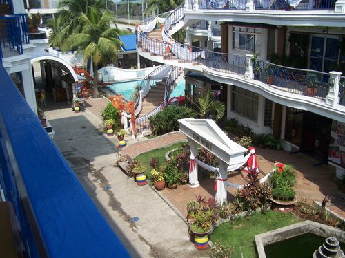 Malolos Resort Club Royale image