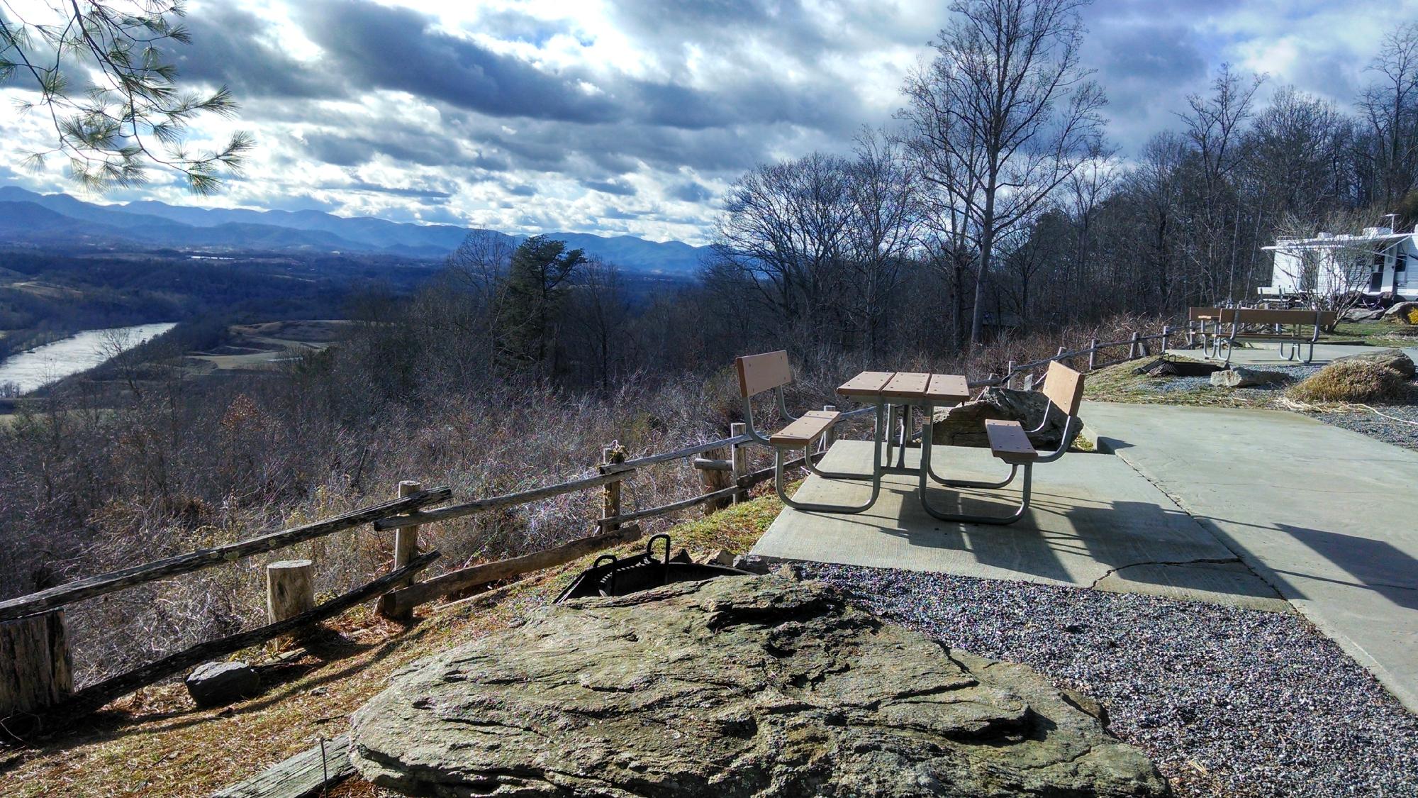 CAMPFIRE LODGINGS Updated 2024 Campground Reviews Asheville NC   Campfire Lodgings 