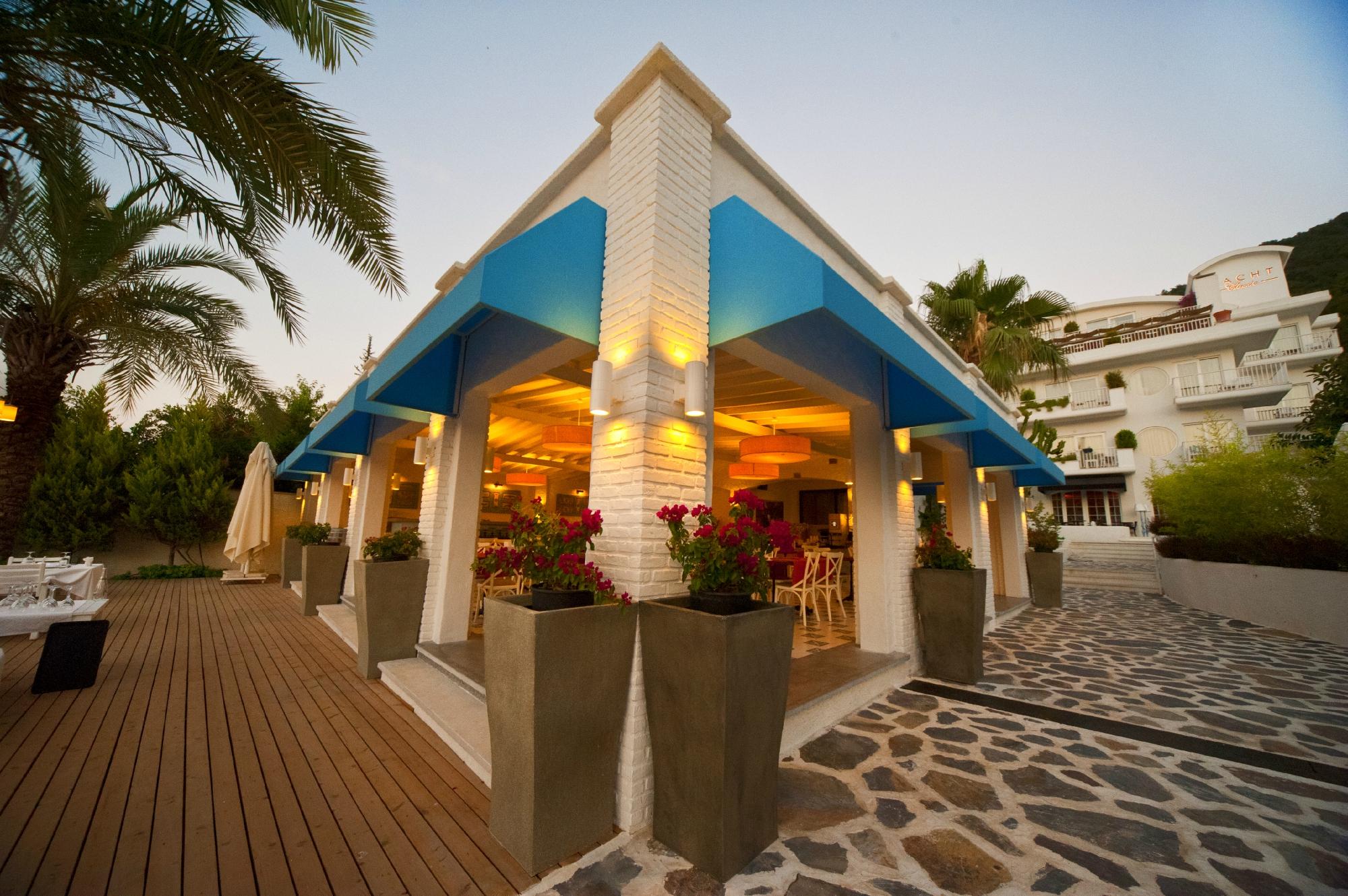 Hotel photo 12 of Yacht Classic Hotel.