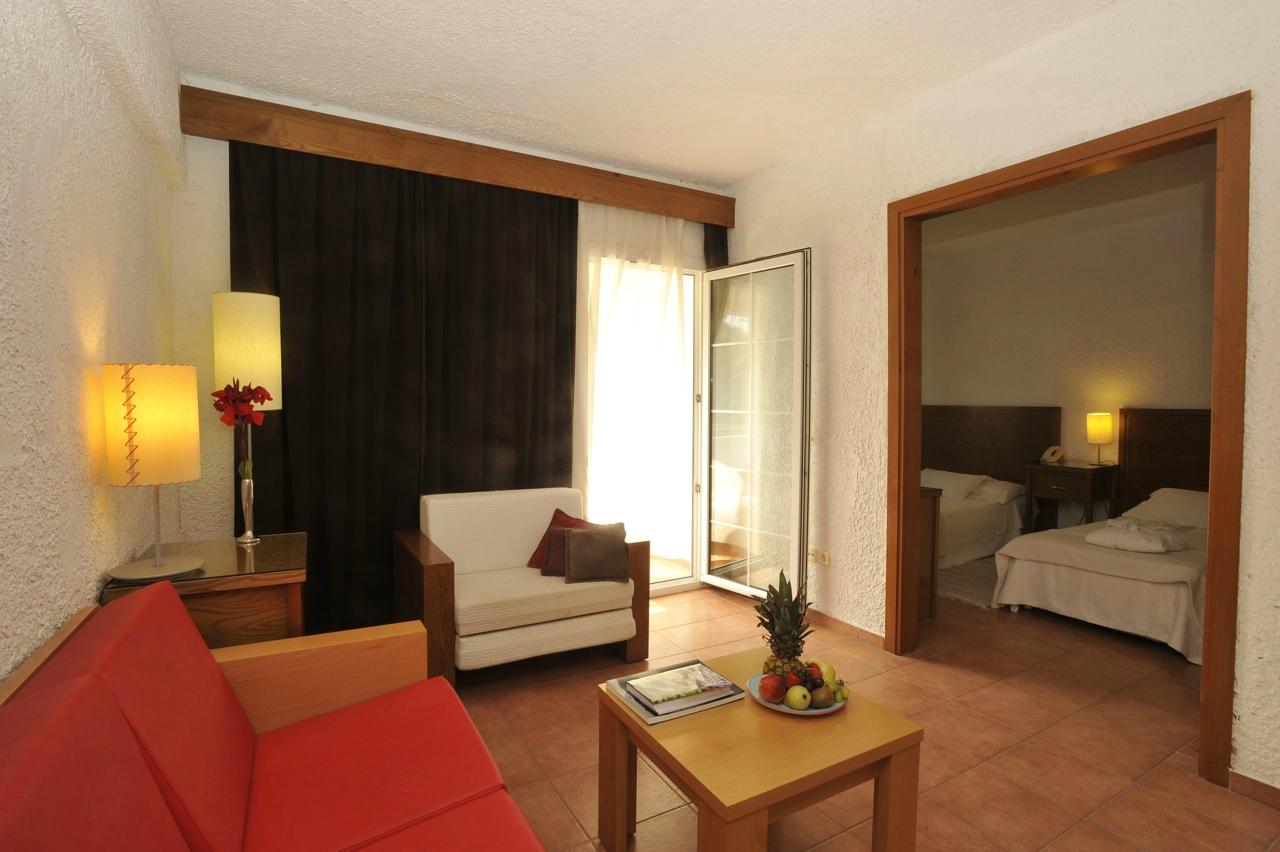 Hotel photo 4 of Alexander The Great Beach Hotel.