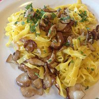 Pappardelle con funghi!!! Ottime :D
