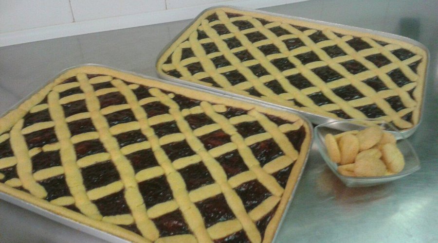Crostata con marmellata d'uva