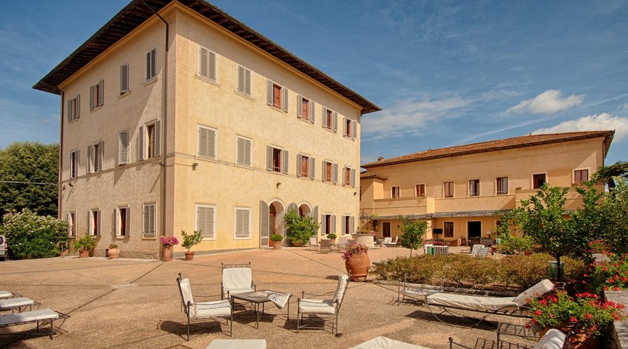 Villa and courtyard