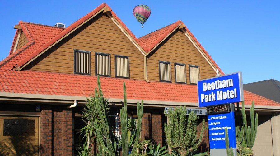 Beetham Park Motel