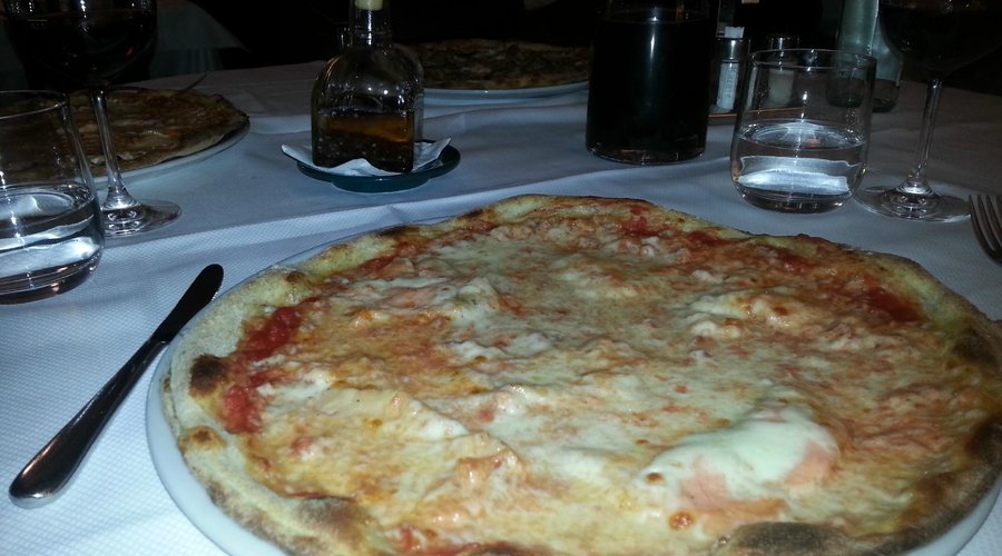 A pizza: salmão