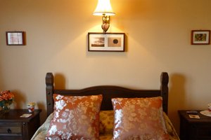 Room & Suite