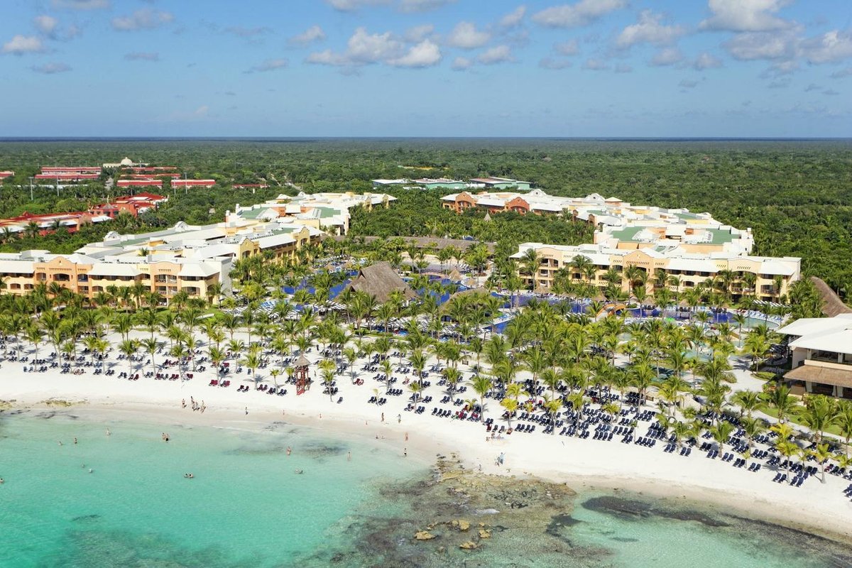 Premium Level at Barcelo Maya Palace Pool: Pictures & Reviews - Tripadvisor