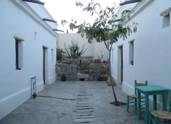 courtyard at Villa Cardon