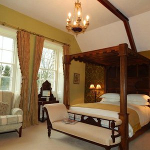 Bellevue bedroom