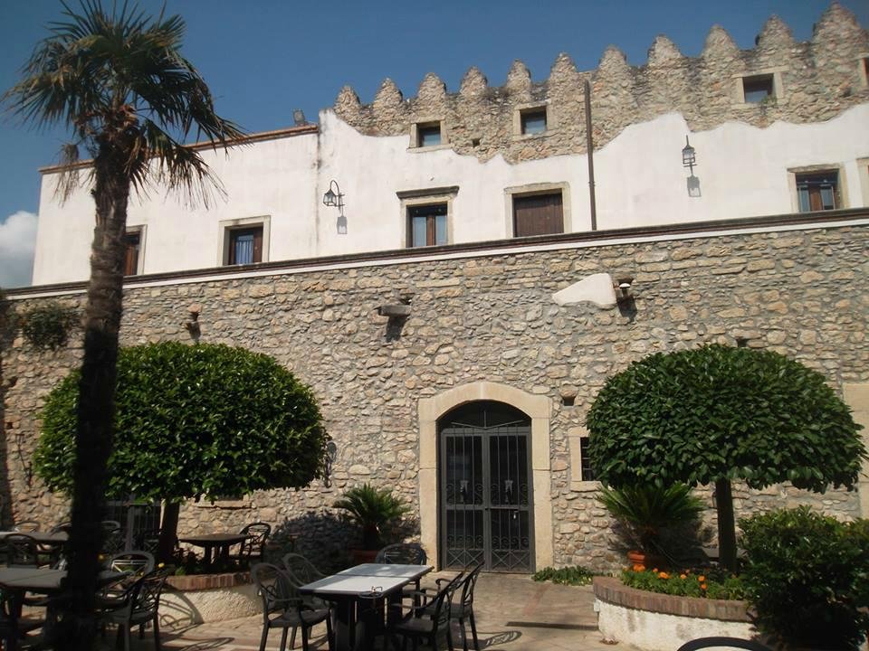 Hotel Residence La Fortezza image