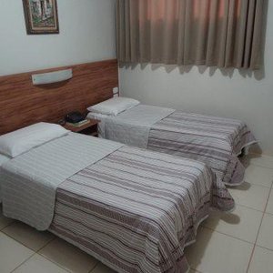 HOTEL COM APARTAMENTOS NOVOS