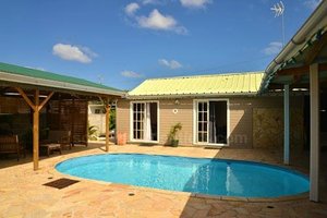 Pool & Beach
