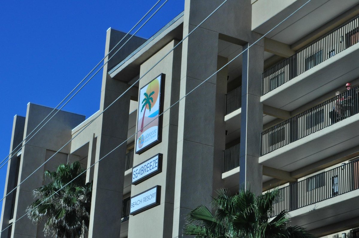 SEABREEZE BEACH RESORT Updated 2022 Prices & Condominium Reviews (South Padre Island, TX)