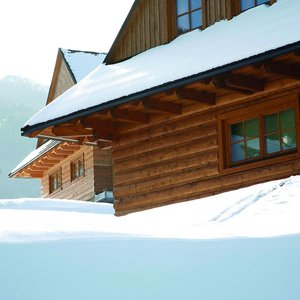 cottages in winter 