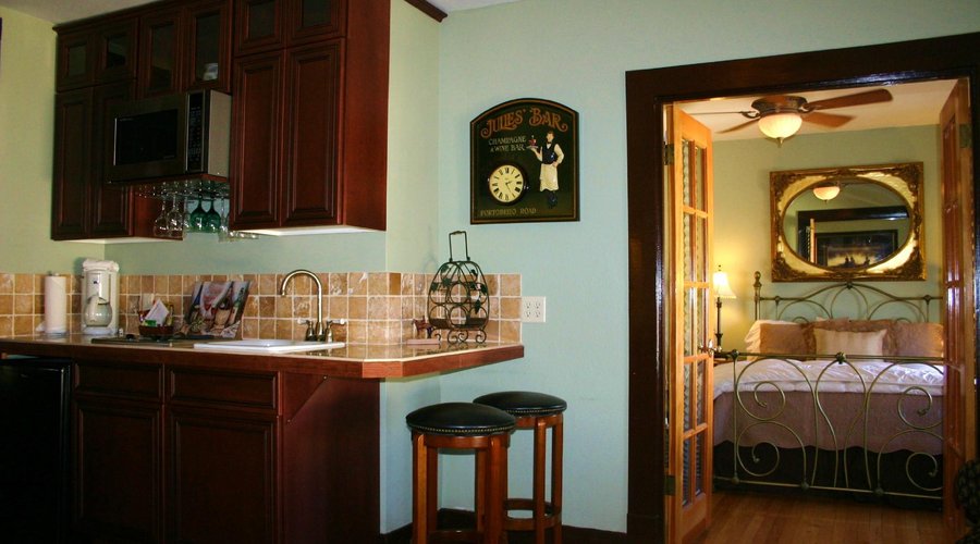 Historic yet with all the conveniences a traveler expects.