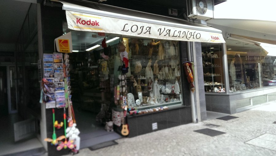Foto Montra Loja