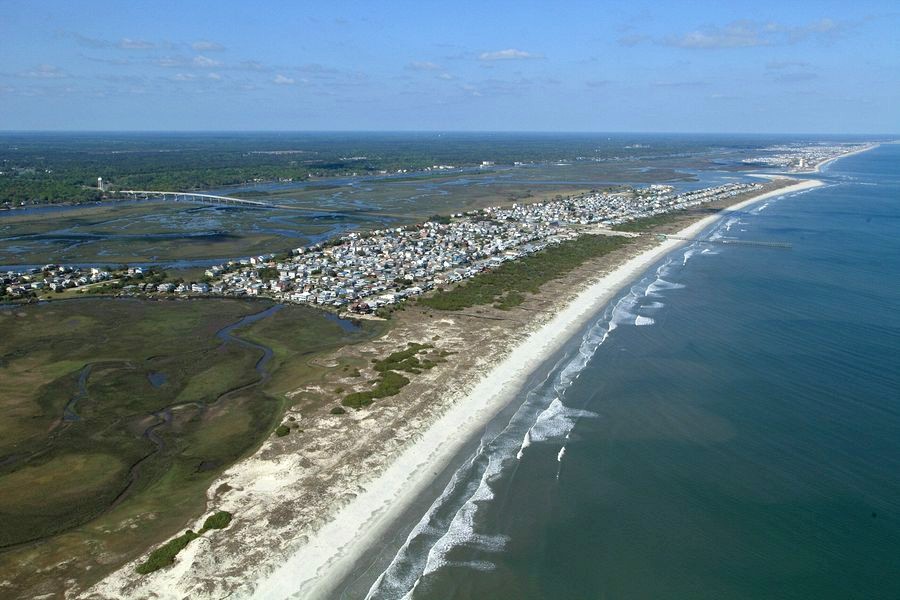 Essential Guide to Dog Rules at Sunset Beach, NC