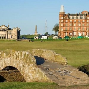 The Swilcan bridge and Royal and Ancient Clubhouse, Old Course, St Andrews