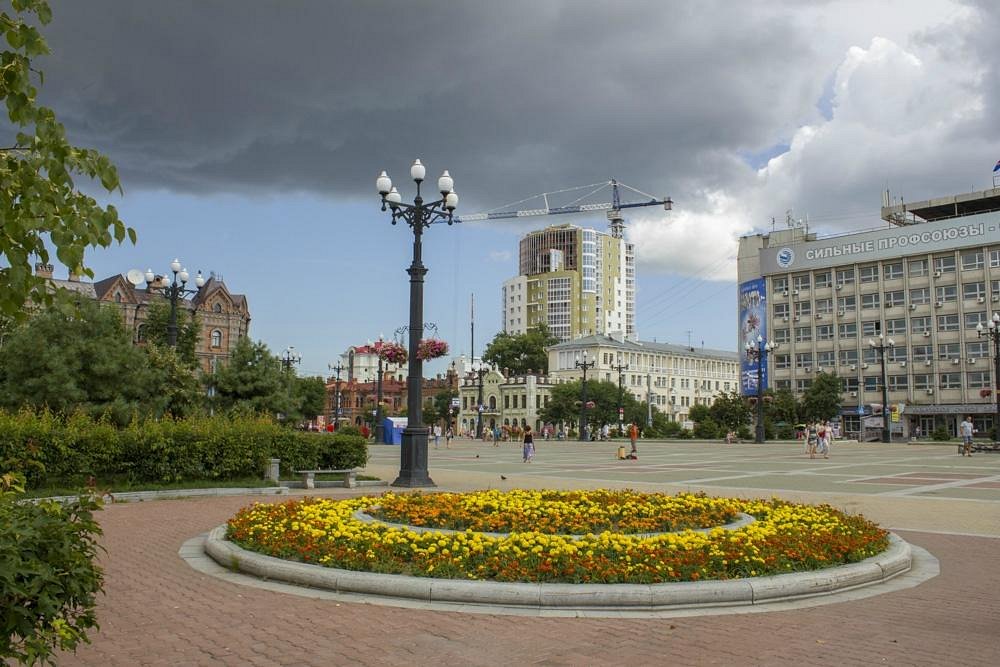 Собор на Комсомольской площади Хабаровск