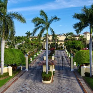 Main Entrance Casa Velas