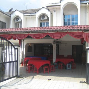 Buffet setting of Sunway Lagoon Homestay