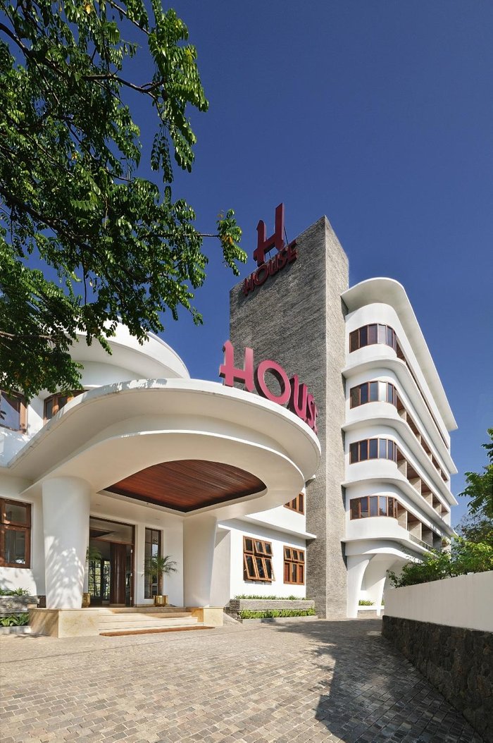 HOUSE SANGKURIANG - BANDUNG - UPDATED 2023 Hotel Reviews & Price ...