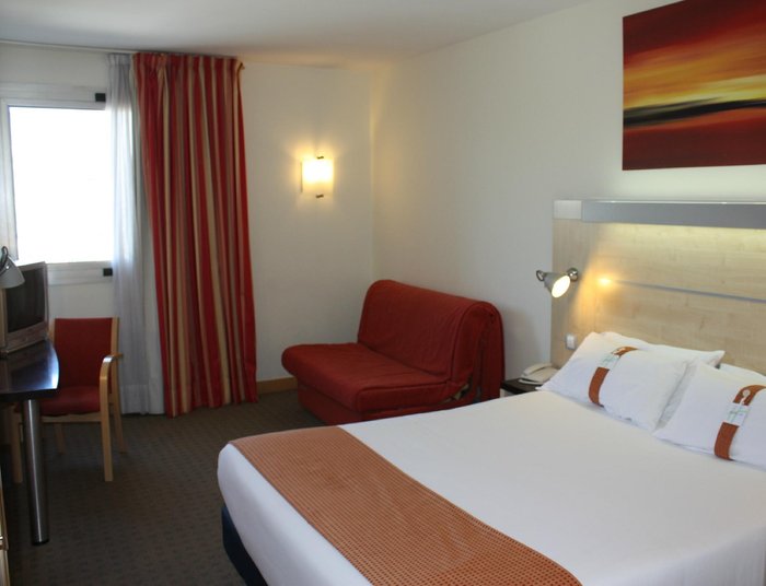 Holiday Inn Express Barcelona - Molins de Rei, an IHG Hotel - UPDATED  Prices, Reviews & Photos (Province of Barcelona) - Tripadvisor