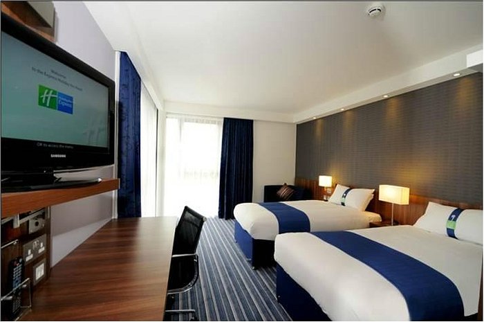 HOLIDAY INN EXPRESS SHEFFIELD CITY CENTRE, AN IHG HOTEL - Updated 2023  Prices