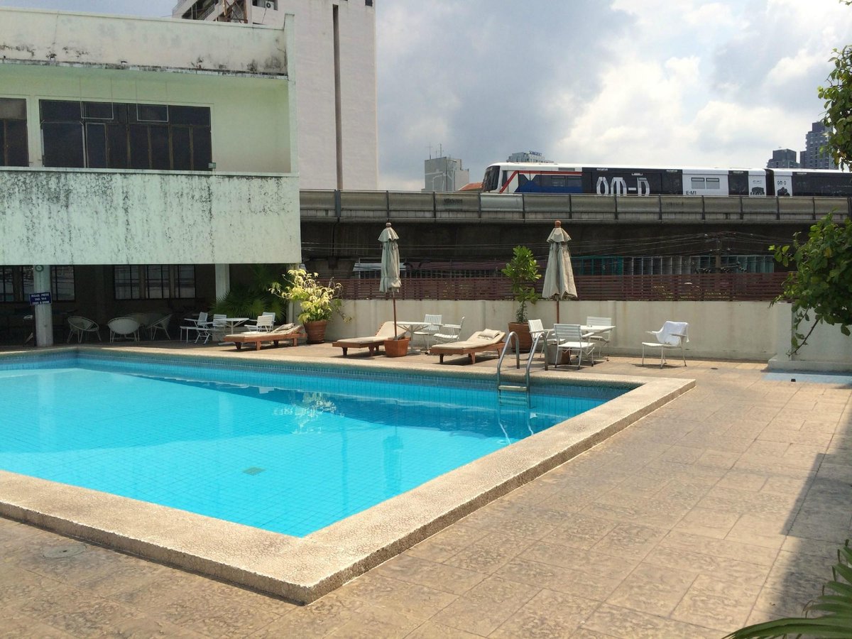 "Rex Hotel Bangkok"