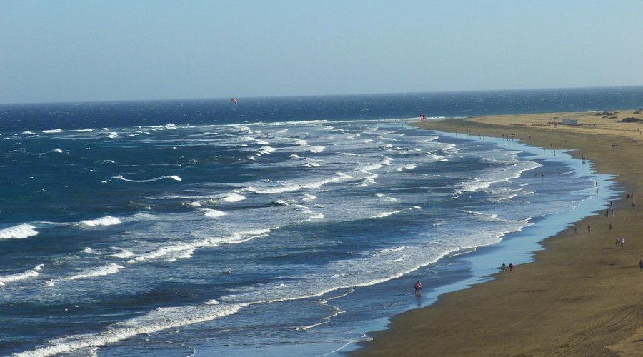 Beach lovers home from home in sunny Gran Canaria, Playa del