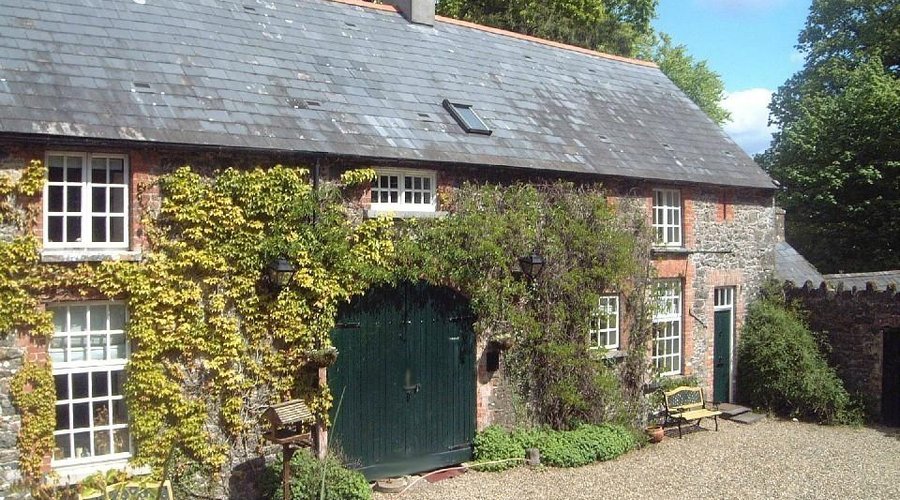 Mount Cashel Lodge - Sleeps 5