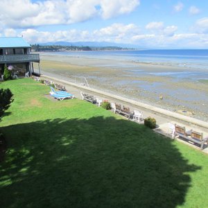 Qualicum Beach from balcony #115