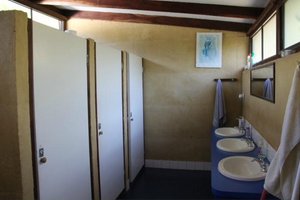 Room & Suite