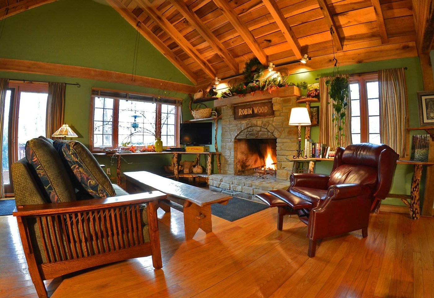 Robinwood Inn by null