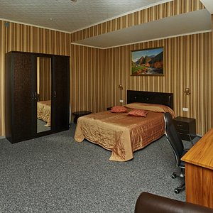 The Silk Road Lodge, hotel in Bishkek